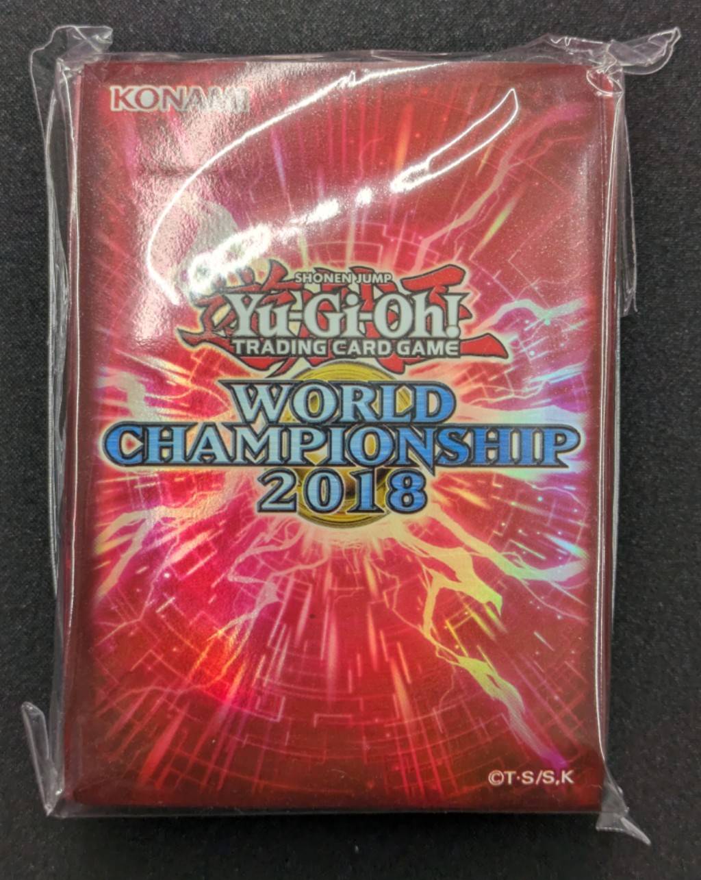 【未開封】WorldChampionship 2018　スリーブ(赤)