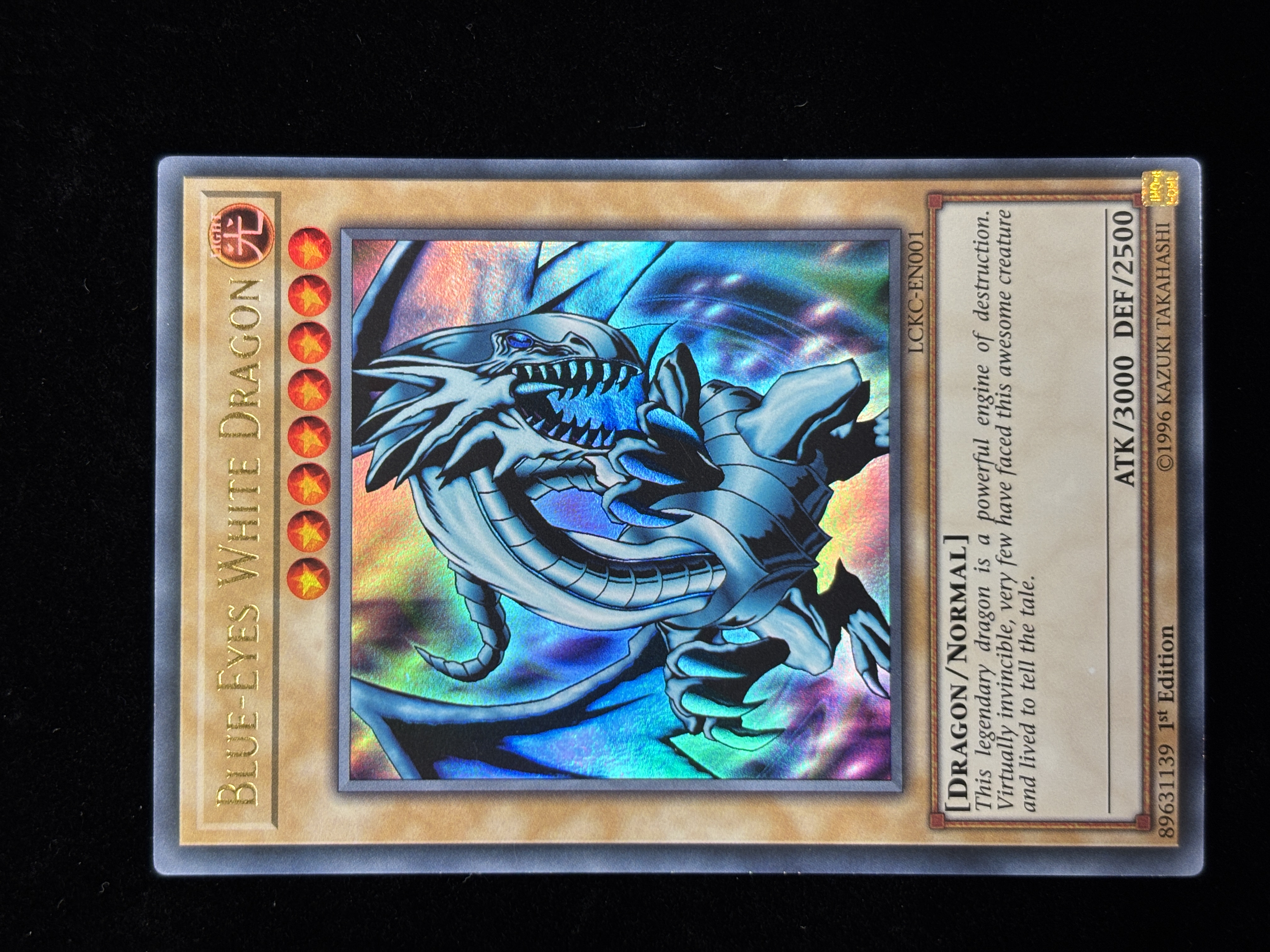 【状態B】●BLUE-EYES WHITE DRAGON(顔右向き)(LCKC-EN001)(UR)B