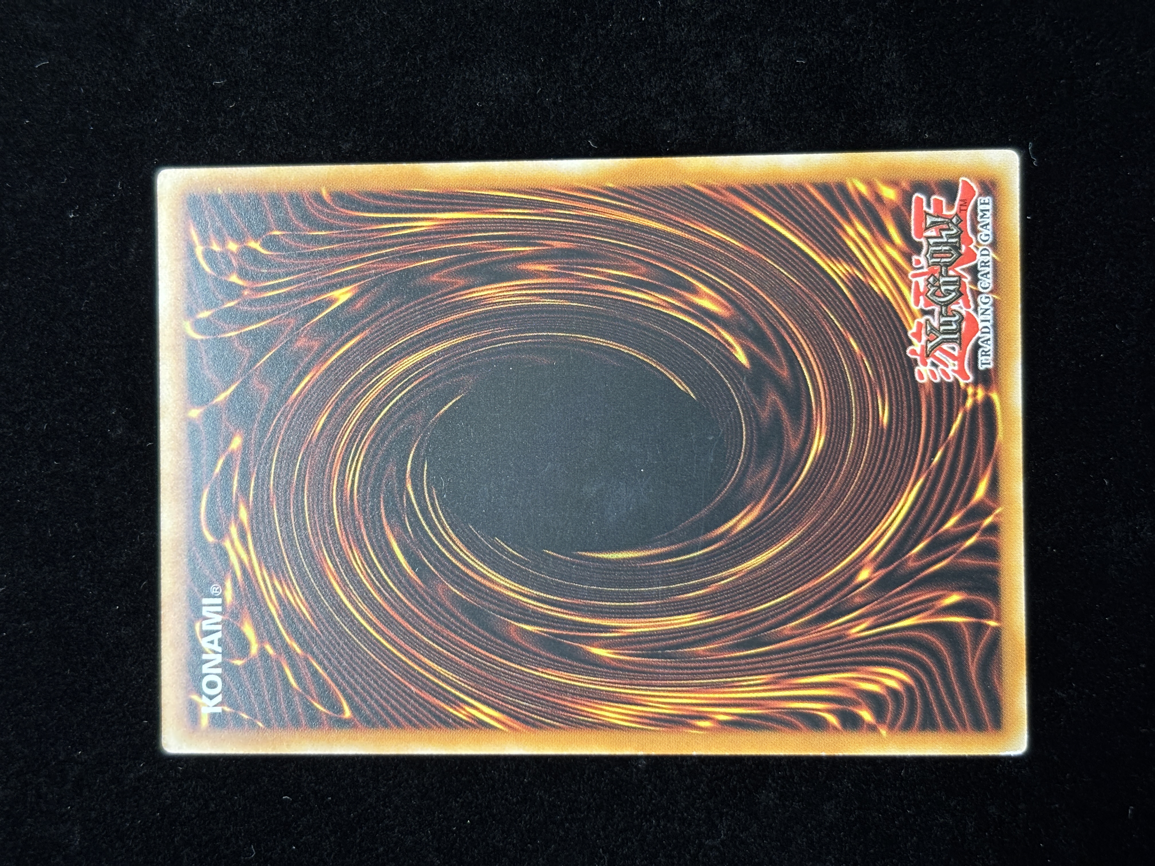 【状態B】●BLUE-EYES WHITE DRAGON(顔右向き)(LCKC-EN001)(UR)C