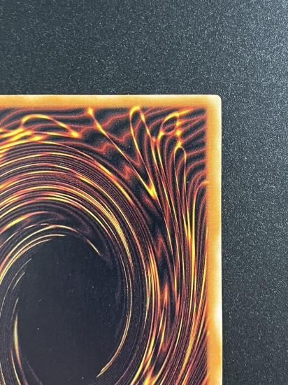 【状態B+】●真紅眼の黒竜(親知らず)(301-056)